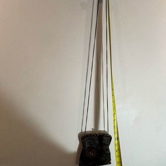 UNBRANDED Silk Made In India Metal Chain Floral Appliqués Coin Purse Closure - Picture 5 of 9